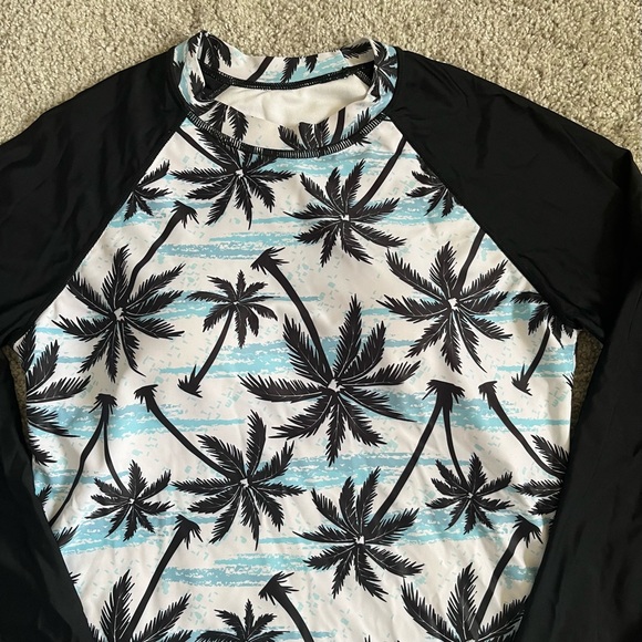 Tropical theme swim top long sleeve women’s small/medium - Picture 2 of 10